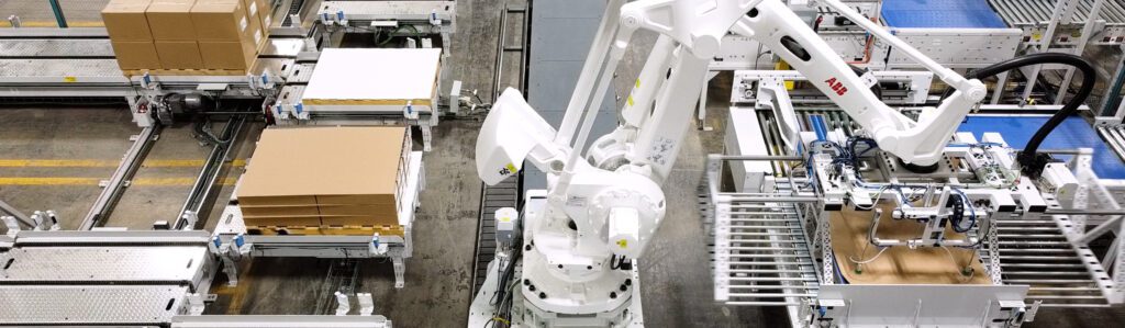 robotic palletizer - palletizer on rail - rail robot - case study